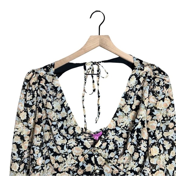 Mi Ami Francesca’s Floral Blouse - Size XL - Picture 4 of 7